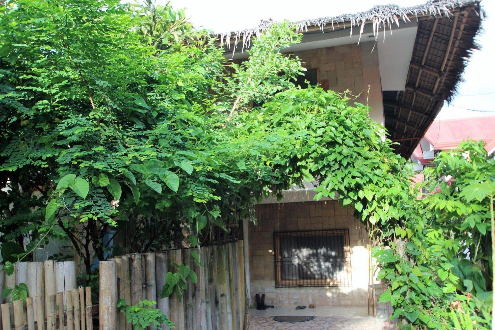Balabag  Blue Bamboo Hotel מראה חיצוני תמונה